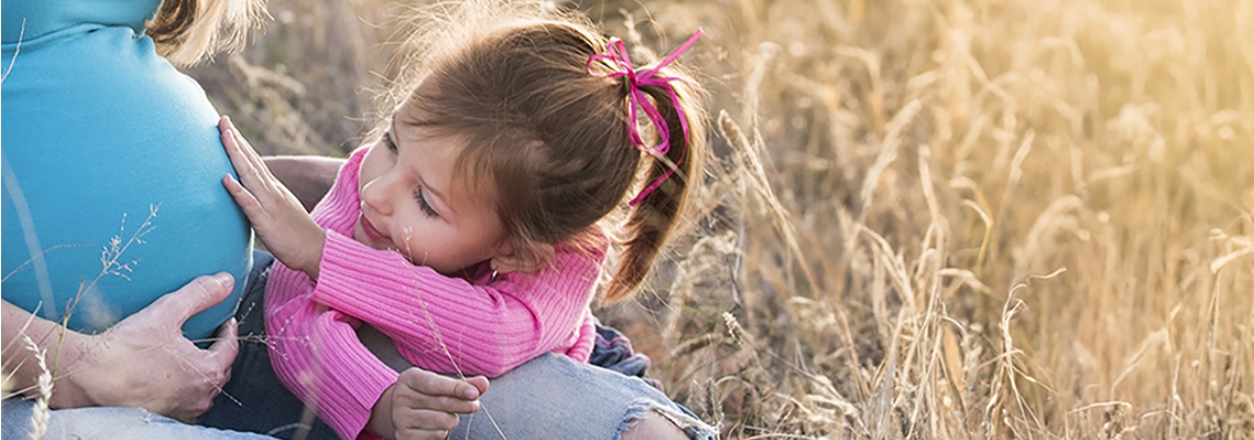 Understanding pregnancy, labour, birth and your baby: for women couples 
